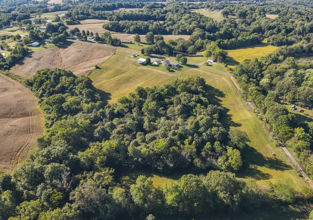 3rd image of 942 Crews Rd, Wickliffe, KY 42087 | MLS# 26016964