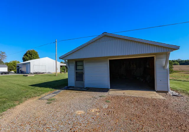 50th image of 942 Crews Rd, Wickliffe, KY 42087 | MLS# 26016964