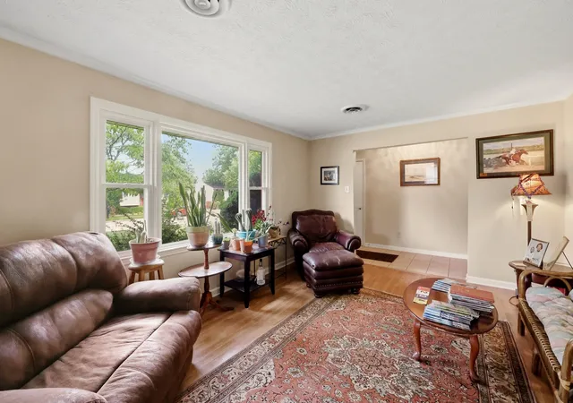 Photo 3 of Single family home for sale at 3132 Dale Holw Dr, Lexington, KY 40515 | MLS# 26015722 | Listing updated on 2026-07-01