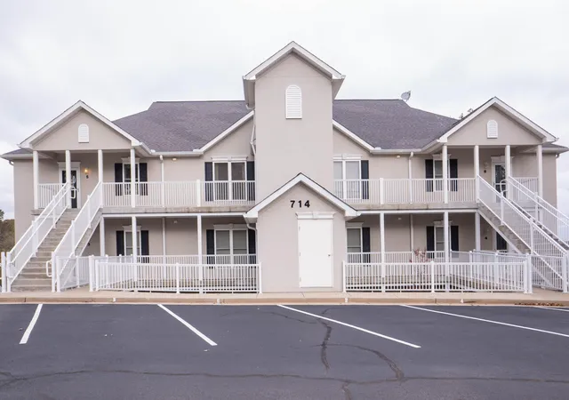 Homes for sale in Kuttawa, KY | 714 Moon Bay Dr #2, Kuttawa, KY 42055 | MLS# 26017786