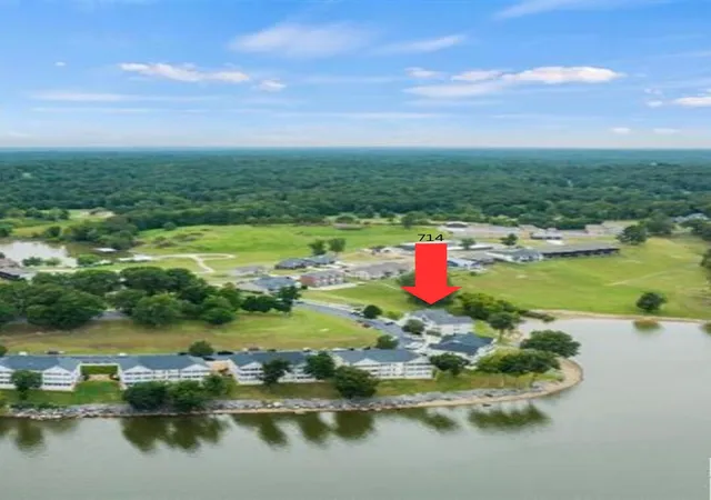 Homes for sale in Kuttawa, KY | 714 Moon Bay Dr #2, Kuttawa, KY 42055 | MLS# 26017786