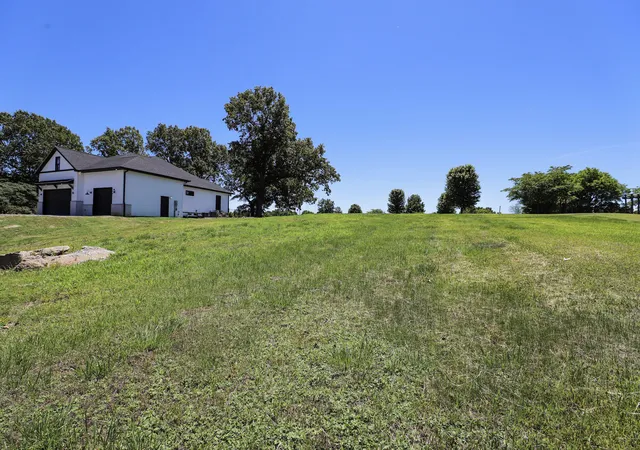 6th image of 603 Lakeview Dr, Paducah, KY 42003 | MLS# 26017437