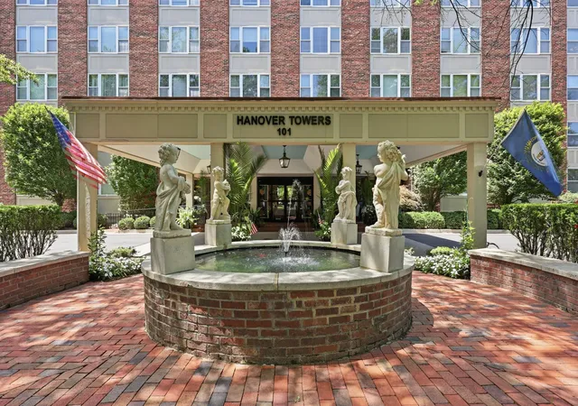 Condo for sale at 101 S Hanover Ave #8D, Lexington, KY 40502 | MLS# 26016139