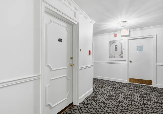 Photo 3 of Condo for sale at 101 S Hanover Ave #8D, Lexington, KY 40502 | MLS# 26016139 | Listing updated on 2026-09-08