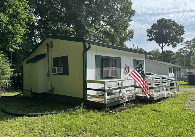 Homes for sale in Benton, KY | 635 Forest Rd, Benton, KY 42025 | MLS# 26017390