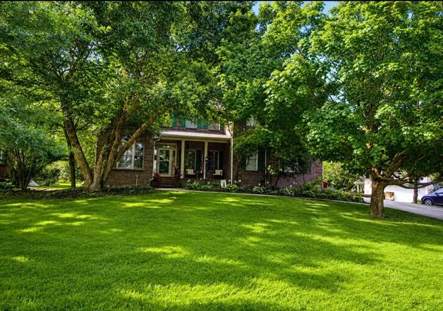 Photo 2 of Single family home for sale at 118 Whispering Woods Dr, Richmond, KY 40475 | MLS# 26016021 | Listing updated on 2026-08-03
