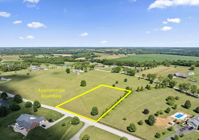 Photo 1 of Sale Pending at 27 Walnut Hl Ct, Cynthiana, KY 41031 | MLS# 26015135 | Listing updated on 2026-09-08