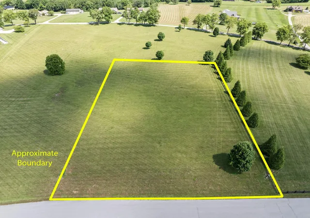 Photo 2 of Sale Pending at 27 Walnut Hl Ct, Cynthiana, KY 41031 | MLS# 26015135 | Listing updated on 2026-09-08