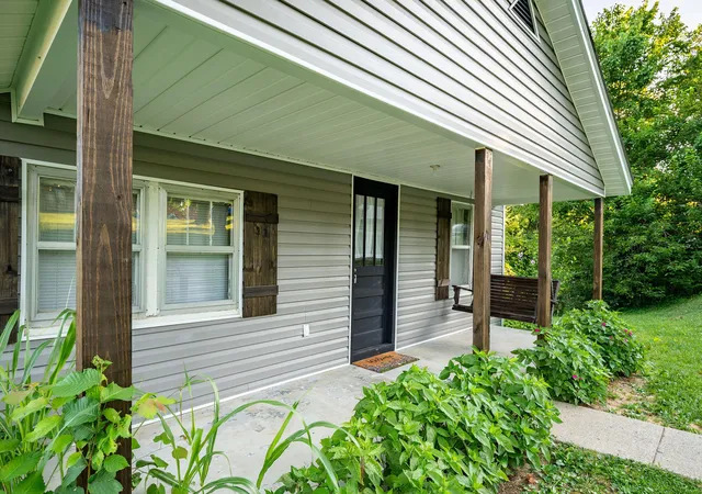 Homes for sale in Monticello, KY | 370 Green Acres Dr, Monticello, KY 42633 | MLS# 26015160