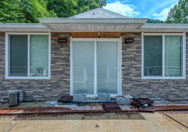 Photo 4 of Single family home for sale at 9598 Highway 119 N, Jenkins, KY 41537 | MLS# 26015161 | Listing updated on 2026-09-03