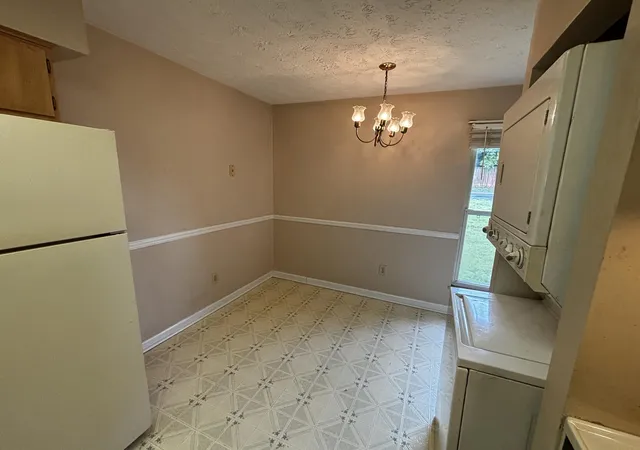 Homes for sale in Frankfort, KY | 1310 Louisville Rd #21, Frankfort, KY 40601 | MLS# 26015415