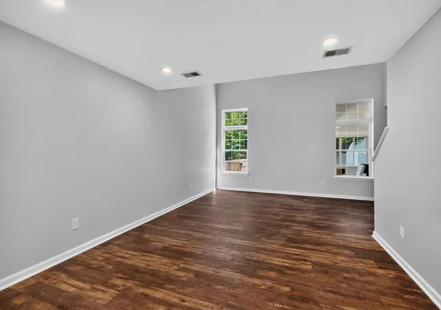 Photo 4 of Single family home for sale at 2633 Trailwood Ln, Lexington, KY 40511 | MLS# 26015180 | Listing updated on 2026-09-28