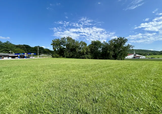 Homes for sale in Somerset, KY | 812 E Bourne Ave, Somerset, KY 42501 | MLS# 26015500