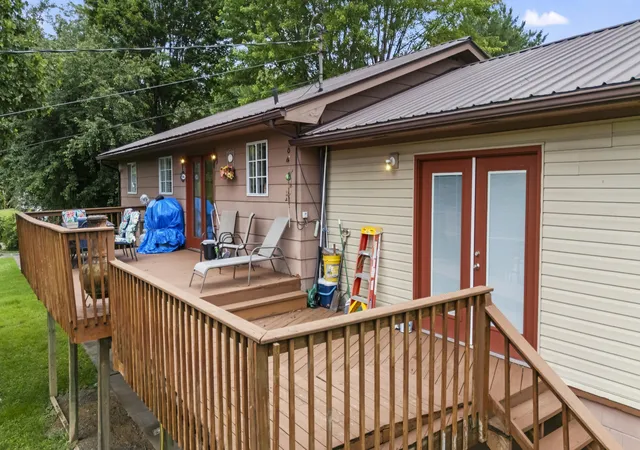 Photo 4 of Single family home for sale at 27 Poplar Ln, Morehead, KY 40351 | MLS# 26015190 | Listing updated on 2026-08-17