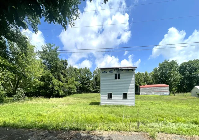 Homes for sale in Marion, KY | 717, 719, & 722 Crittenden Dr, Marion, KY 42064 | MLS# 26015473