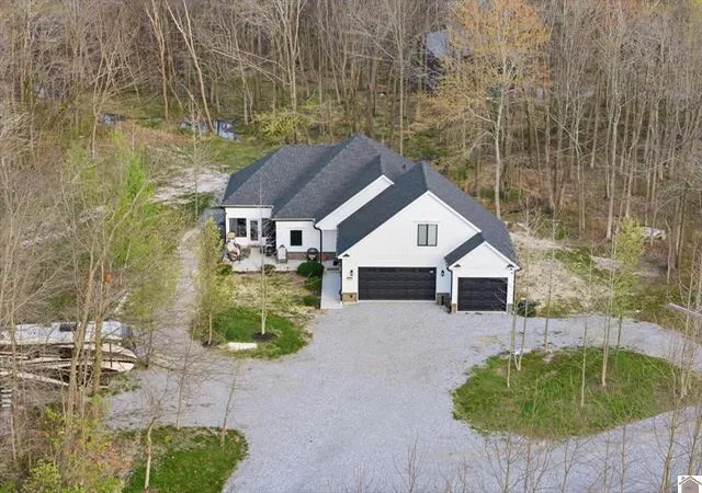 2nd image of 4880 Leonard Futrell Rd, Paducah, KY 42001 | MLS# 26015404