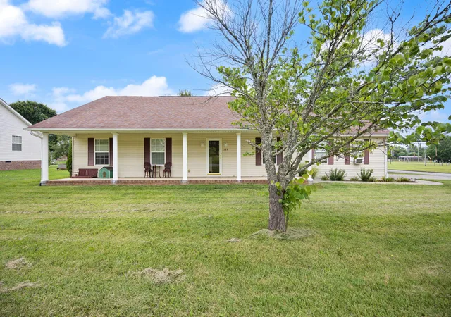 Homes for sale in Science Hill, KY | 389 Park Ln, Science Hill, KY 42553 | MLS# 26015260