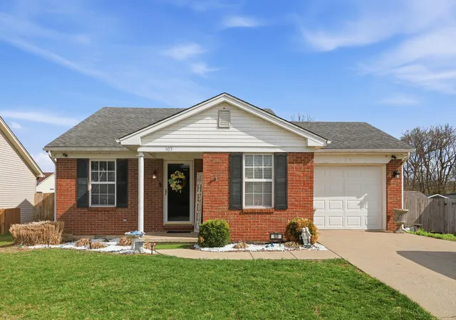 Homes for sale in Versailles, KY | 105 Charmac Rd, Versailles, KY 40383 | MLS# 26015261