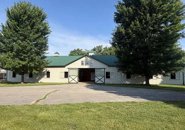 Photo 1 of Land for sale at 1070 Kidds Ml Rd, Versailles, KY 40383 | MLS# 26015439 | Listing updated on 2026-09-11