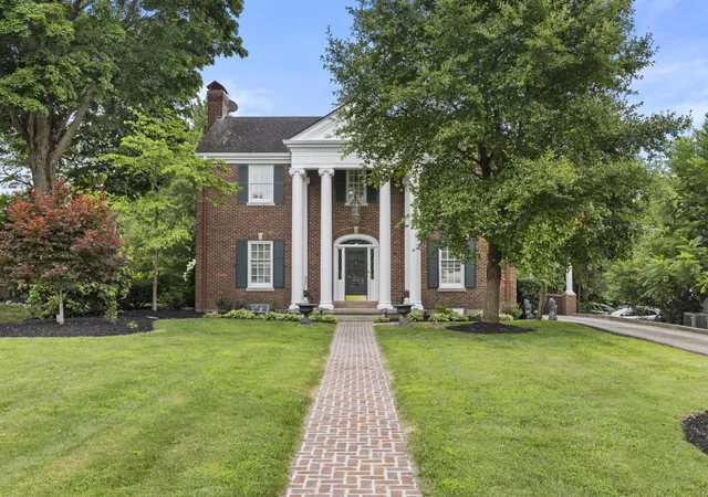 Homes for sale in Berea, KY | 617 Chestnut St, Berea, KY 40403 | MLS# 26015792