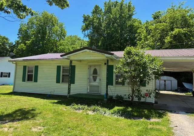 Homes for sale in Paducah, KY | 3315 Hovekamp Rd, Paducah, KY 42003 | MLS# 26016220
