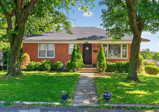 Homes for sale in Harrodsburg, KY | 557 Belmont St, Harrodsburg, KY 40330 | MLS# 26015328