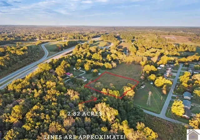 Homes for sale in Princeton, KY | 49 51a 51b 50aa N Skyline Dr, Princeton, KY 42445 | MLS# 26017365