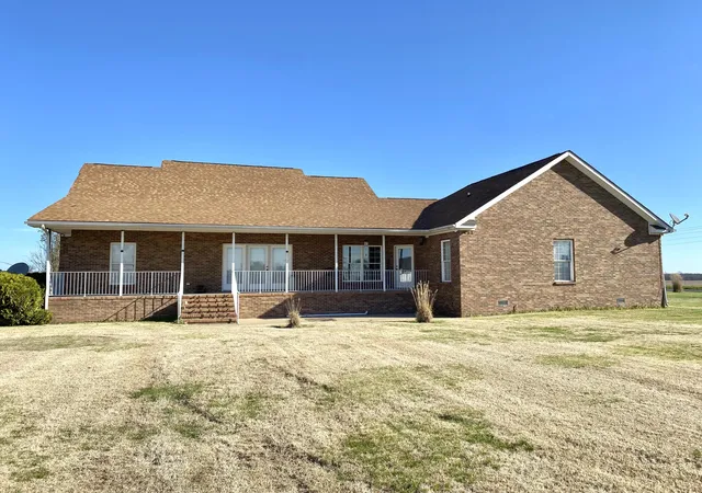 Photo 3 of Single family home for sale at 270 Mckenna Dr, Kevil, KY 42053 | MLS# 26016401 | Listing updated on 2026-07-16