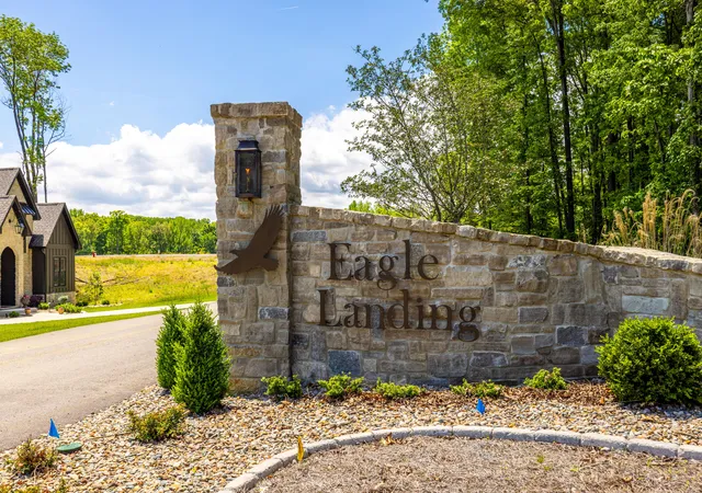 Homes for sale in Grand Rivers, KY | 804 Eagle Rest Dr, Grand Rivers, KY 42045 | MLS# 26015309