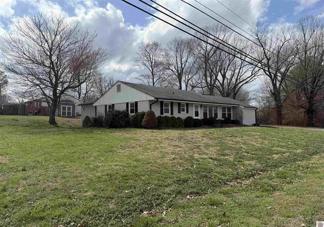 2nd image of 658 E 5th Ave, Calvert City, KY 42029 | MLS# 26016057