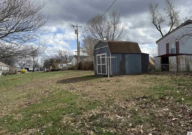 32nd image of 658 E 5th Ave, Calvert City, KY 42029 | MLS# 26016057