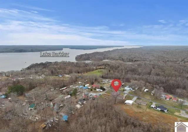 Homes for sale in Cadiz, KY | 112 Farmers Ln, Cadiz, KY 42211 | MLS# 26015989