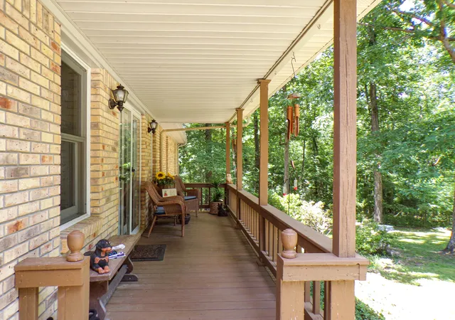 Photo 3 of Sale Pending at 209 Jonathan Shrs Rd, Benton, KY 42025 | MLS# 26015634 | Listing updated on 2026-08-28