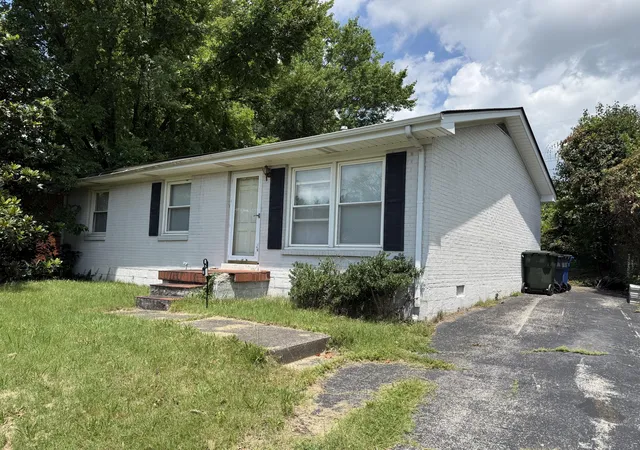 Homes for sale in Lexington, KY | 1721 Wyatt Pkwy, Lexington, KY 40505 | MLS# 26016791