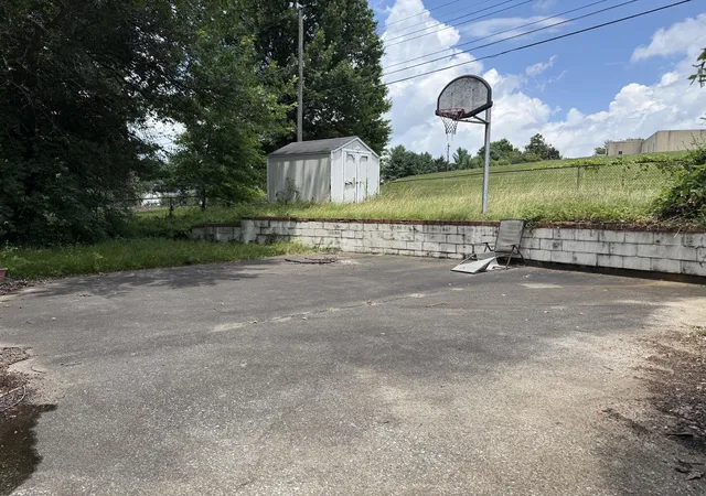 Homes for sale in Lexington, KY | 1721 Wyatt Pkwy, Lexington, KY 40505 | MLS# 26016791