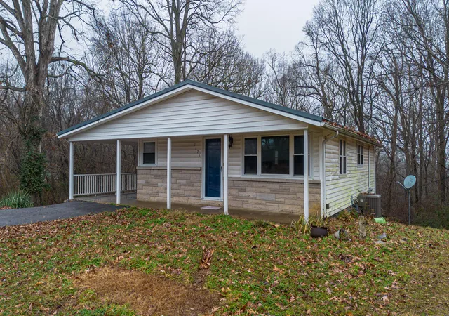 2nd image of 1675 Ridge Rd, Gilbertsville, KY 42044 | MLS# 26015352