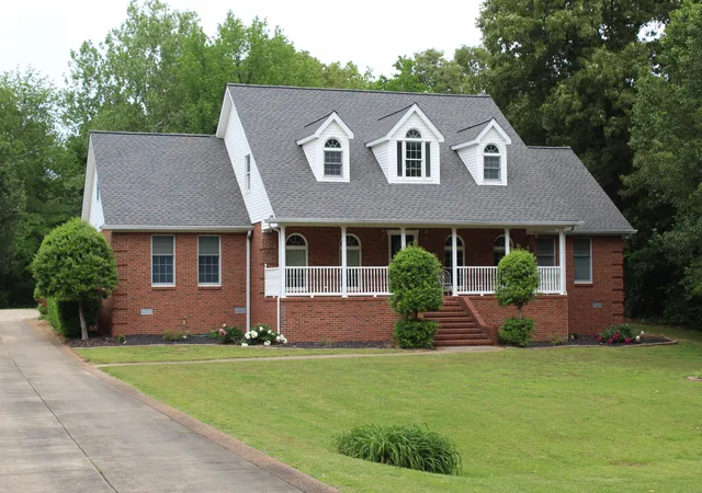 Homes for sale in Paducah, KY | 245 Braddie Cvs, Paducah, KY 42001 | MLS# 26015377
