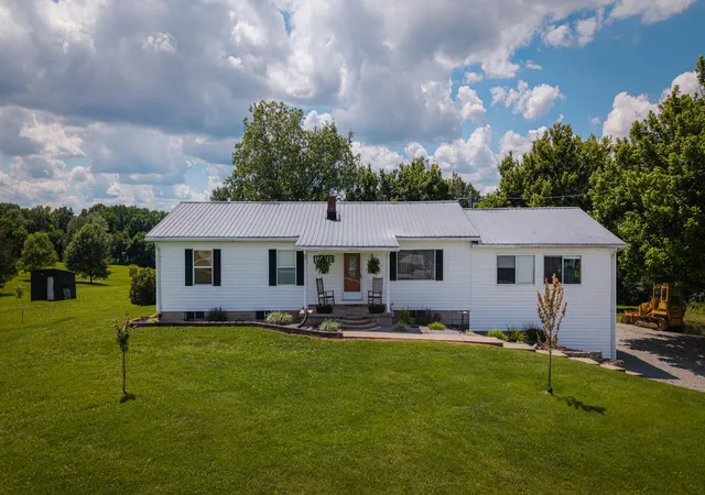 1st image of 1153 Old Mount Vernon Rd, Somerset, KY 42503 | MLS# 26015379