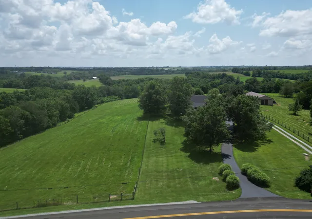 Homes for sale in Mount Sterling, KY | 2790 Van Thompson Rd, Mount Sterling, KY 40353 | MLS# 26015430