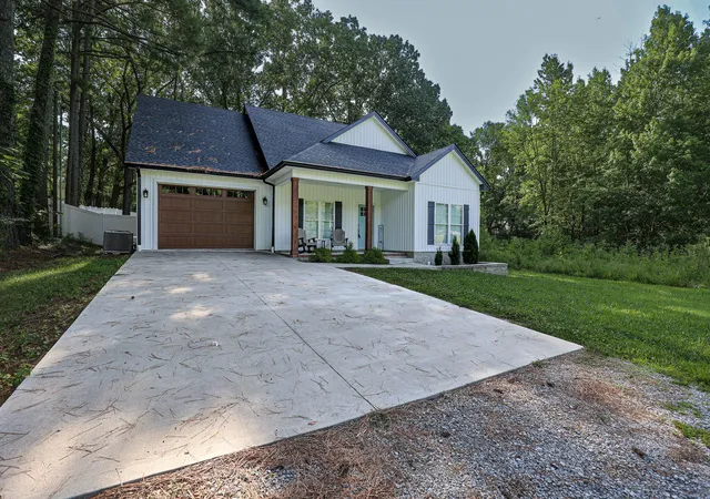 Photo 2 of Single family home for sale at 92 Mermie Rd, Hardin, KY 42048 | MLS# 26016692 | Listing updated on 2026-07-27