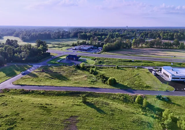 8th image of 5360 Hwy 60 West, Paducah, KY 42001 | MLS# 26015455