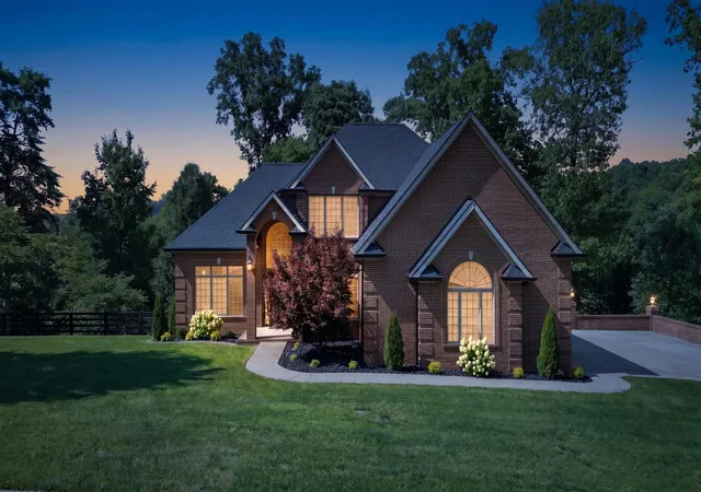 3rd image of 250 Summer Breeze Dr, Somerset, KY 42503 | MLS# 26016136