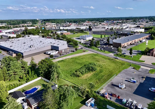 3rd image of 3620 James Sanders Blvd, Paducah, KY 42001 | MLS# 26015477