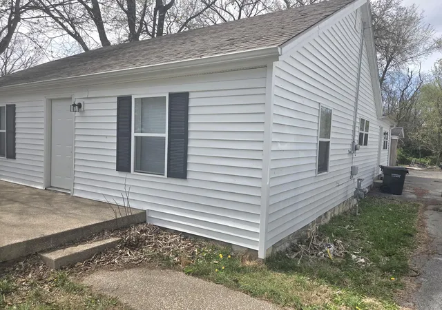 Homes for sale in Hopkinsville, KY | 1303 Phelps Ave, Hopkinsville, KY 42240 | MLS# 26017499
