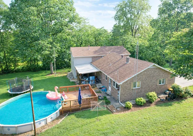 Homes for sale in Benton, KY | 685 Salem Chapel Rd, Benton, KY 42025 | MLS# 26015791