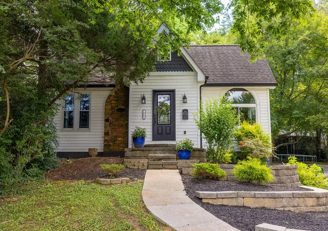 2nd image of 324 Friedman Ave, Paducah, KY 42001 | MLS# 26017615