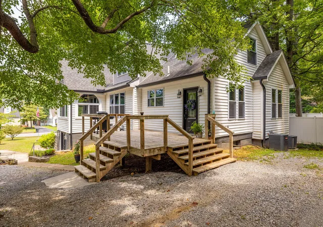 4th image of 324 Friedman Ave, Paducah, KY 42001 | MLS# 26017615