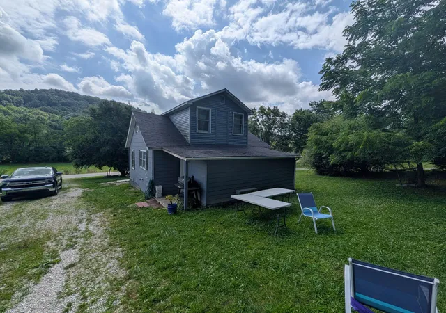 Homes for sale in Berea, KY | 2791 Scaffold Cane Rd, Berea, KY 40403 | MLS# 26015511