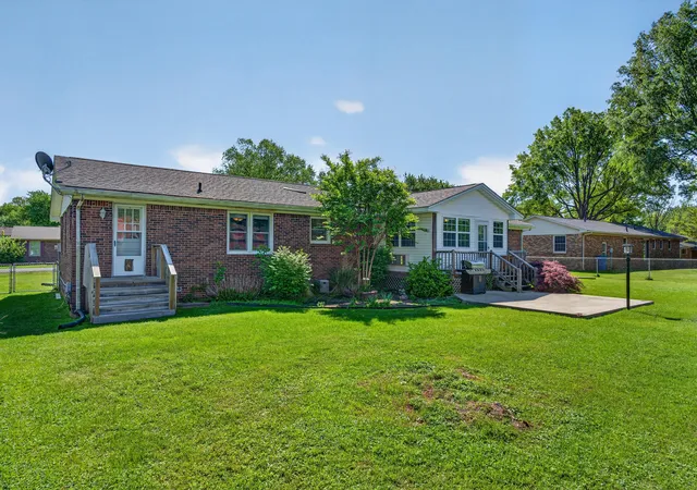 Photo 4 of Single family home for sale at 155 Susan Ln, Paducah, KY 42003 | MLS# 26015512 | Listing updated on 2026-07-29