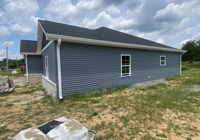 Homes for sale in Cadiz, KY | 36 Fieldstone Cir, Cadiz, KY 42211 | MLS# 26015724